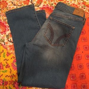 Hollister High Rise Cropped Skinny Jean